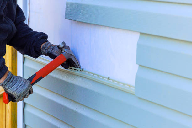 Reliable Siding Inspection contractor in Gibsonton, FL by Creative Siding